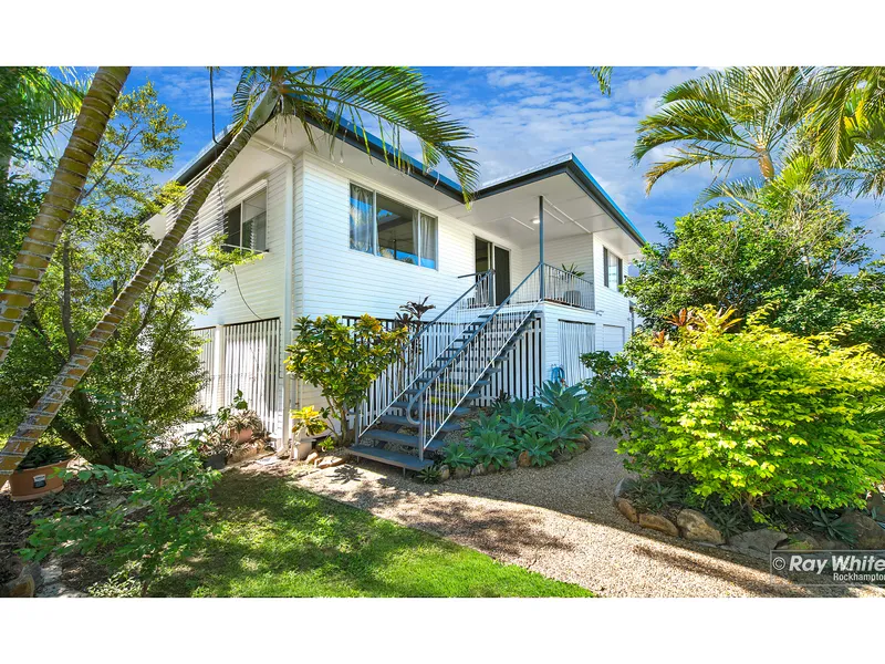 LARGE FAMILY HOME IN FRENCHVILLE CATCHMENT WITH SIDE ACCESS & NEW ROOF!