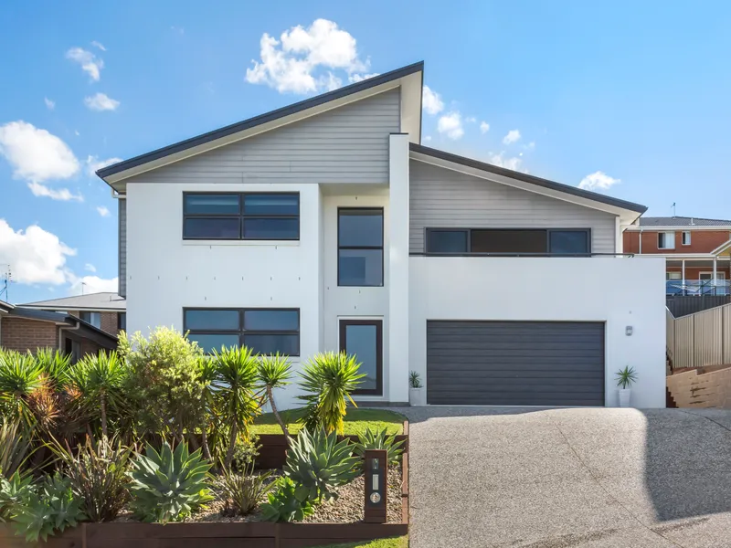 Under Offer - Architecturally designed, bright & spacious