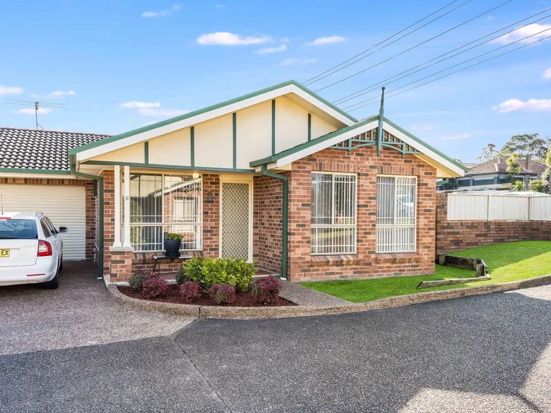 Comfortable and Superbly Located Three Bedroom Villa