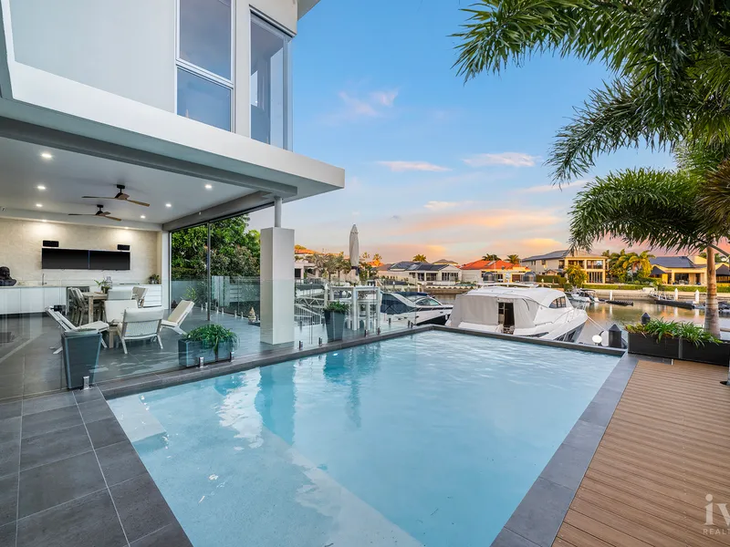 A Statement of Sophistication with Prime Waterfrontage