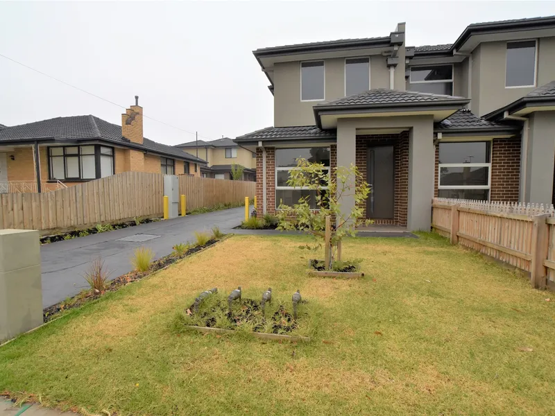 Stylish and As New Townhouse 