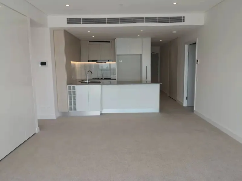 Modern 10th floor water view apartment for lease