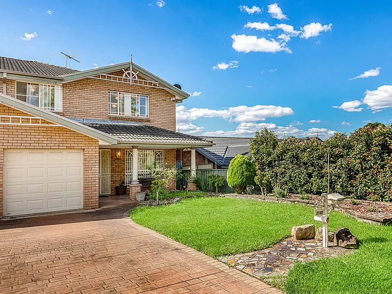 Oversized duplex with impressive backyard