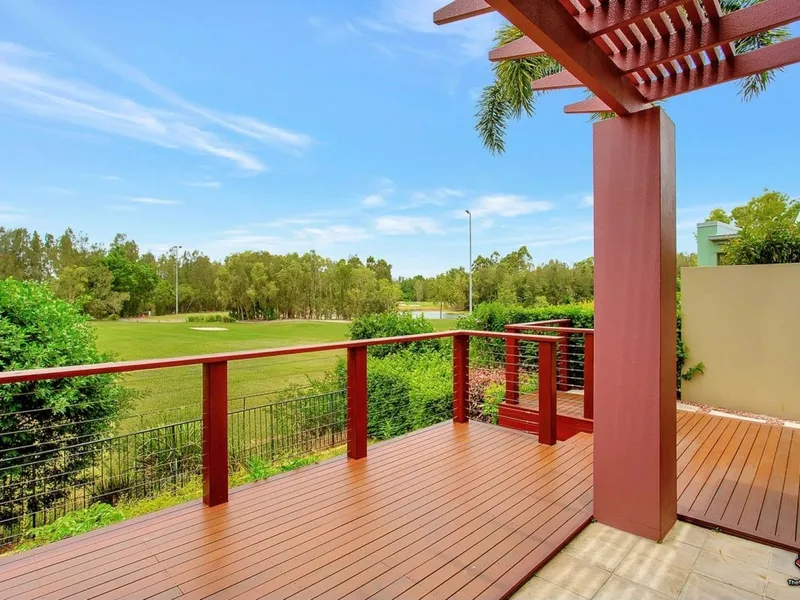 3 Bedroom home in “The Vistas” Emerald Lakes