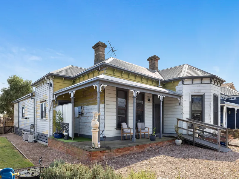 Corner a Value-Added Victorian on 701sqm