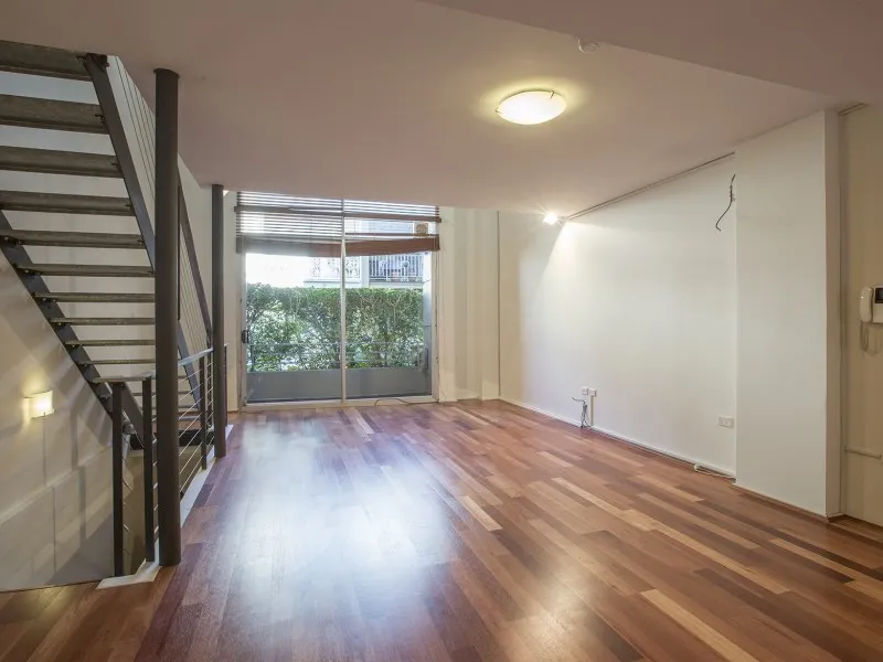 OVERSIZED 2 BEDROOM UNIT!