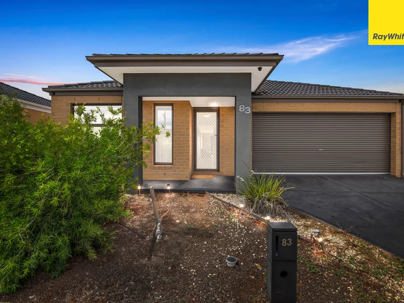 STYLISH & SPACIOUS LIVING WITH BIG BACKYARD
