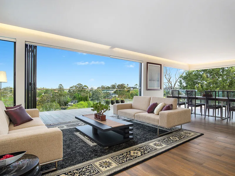 NEAR NEW EXECUTIVE RESIDENCE IN PRESTIGE CUL-DE-SAC WITH 180 DEG VIEWS OF CITY SKYLINE & OCEAN GLIMPSES