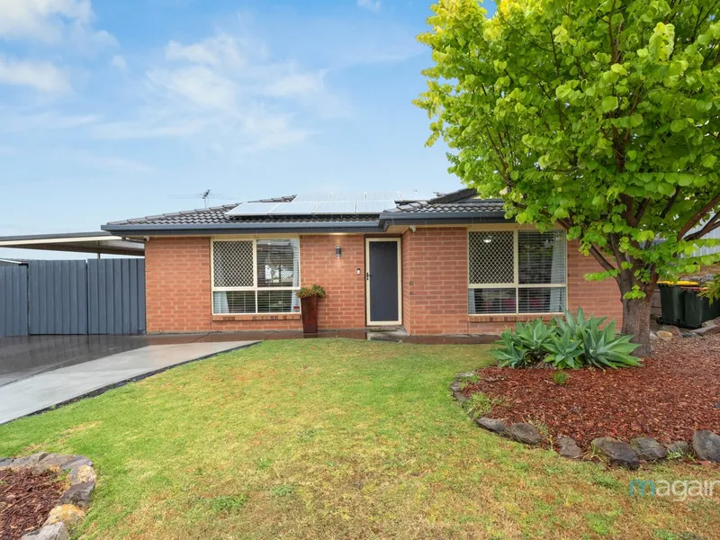 Boasting character and charm throughout, this generous 563 sqm (approx.) block will appeal to many buyers!