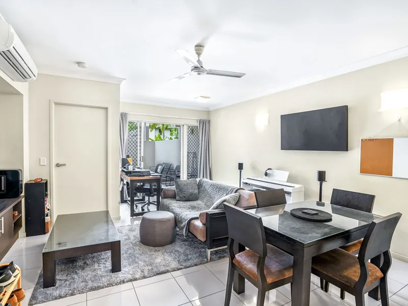 Huge Private Outdoor Area - Ground Floor Location