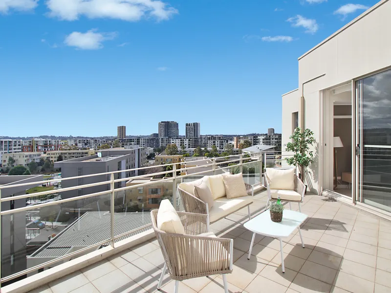 A modern lifestyle retreat with top floor views