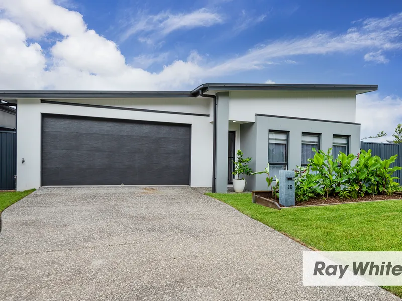 Welcome to 10 Cheshire Street Pallara, come one come all..