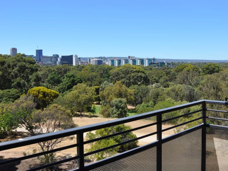 Breathtaking Fifth storey with Views from all windows