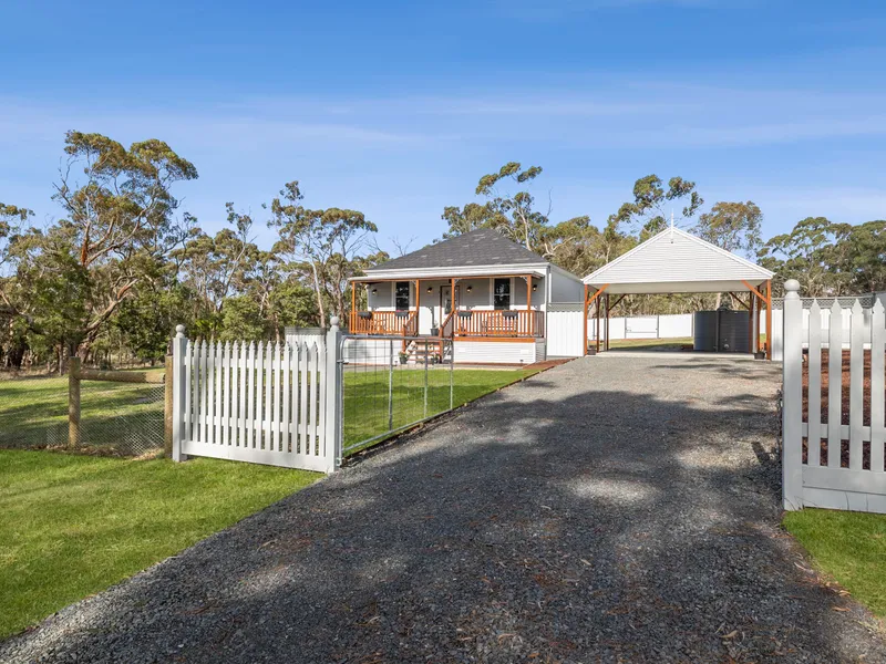 Cute Country Cottage!