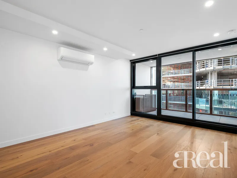 Modern Apartment at Box Hill