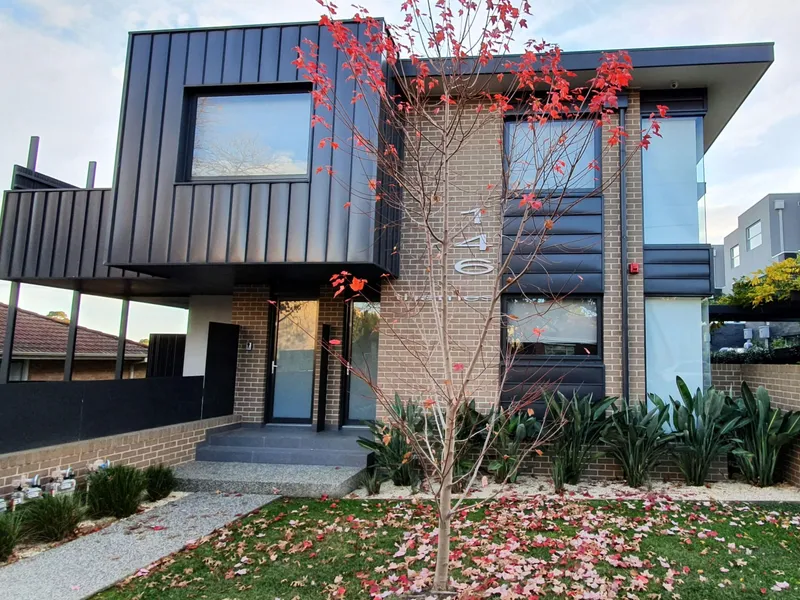 CONVENIENCE AND LUXURY