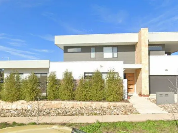 5 Bedrooms House in Lawson