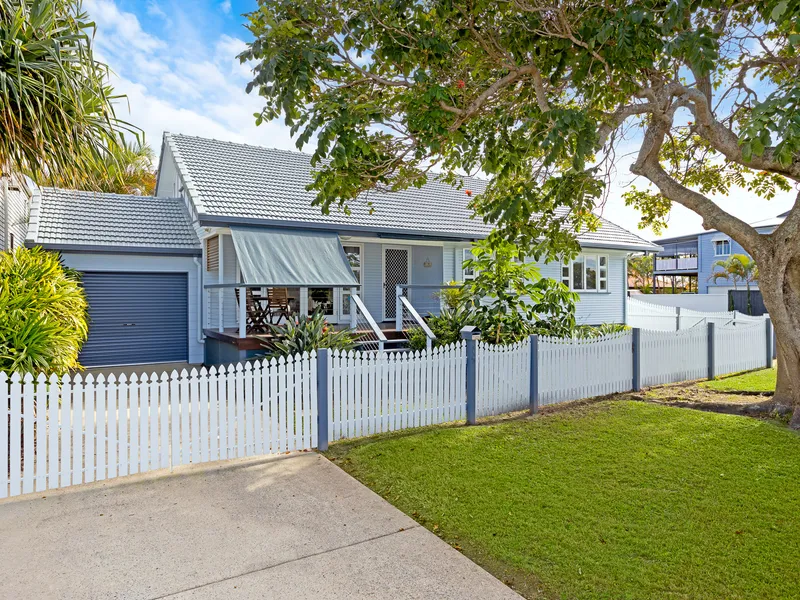 RETRO CHIC - QUALITY - INCOME PRODUCING - CALLING SAVVY INVESTORS