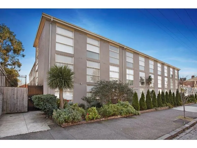 FANTASTIC ONE BEDROOM APARTMENT IN A GREAT LOCATION