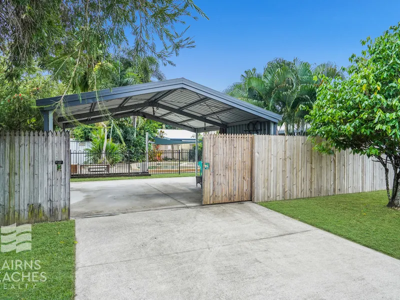 CORNER BLOCK, SECURE SIDE ACCESS WITH A POOL!