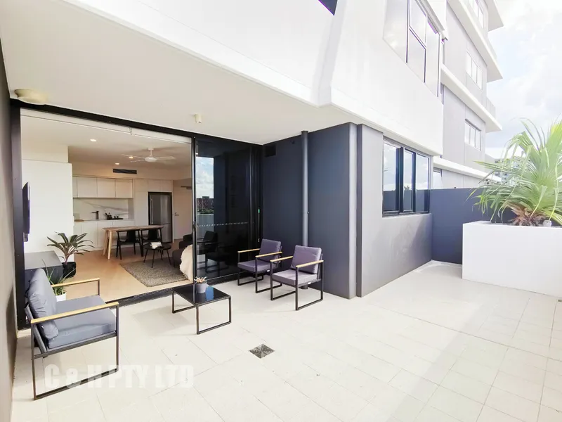 LUXURY FURNISHED 1 Bedroom Apartment With A Big Terrace $480PW