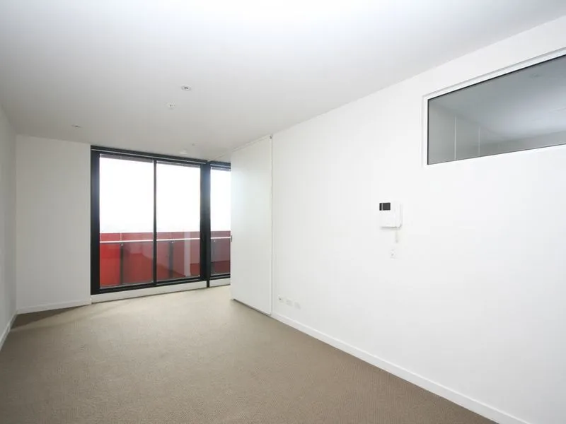 Two Bedroom Two Bathroom Apartment at Melbourne CBD!
