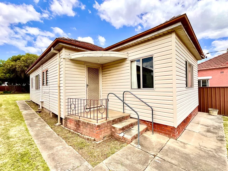 Affordable Beginning - 2 Bedroom Home
