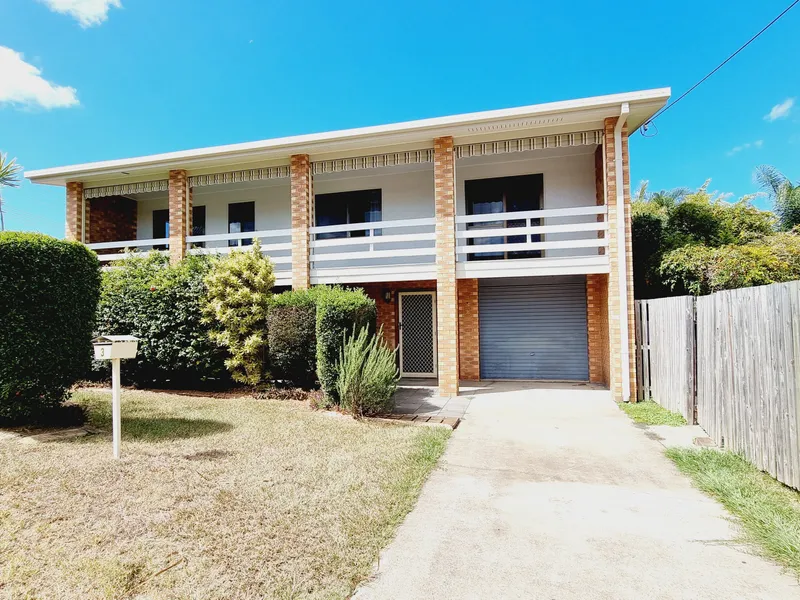 Welcome to 3 Moruya Street, Clintona spacious two-storey family home with all the essentials.