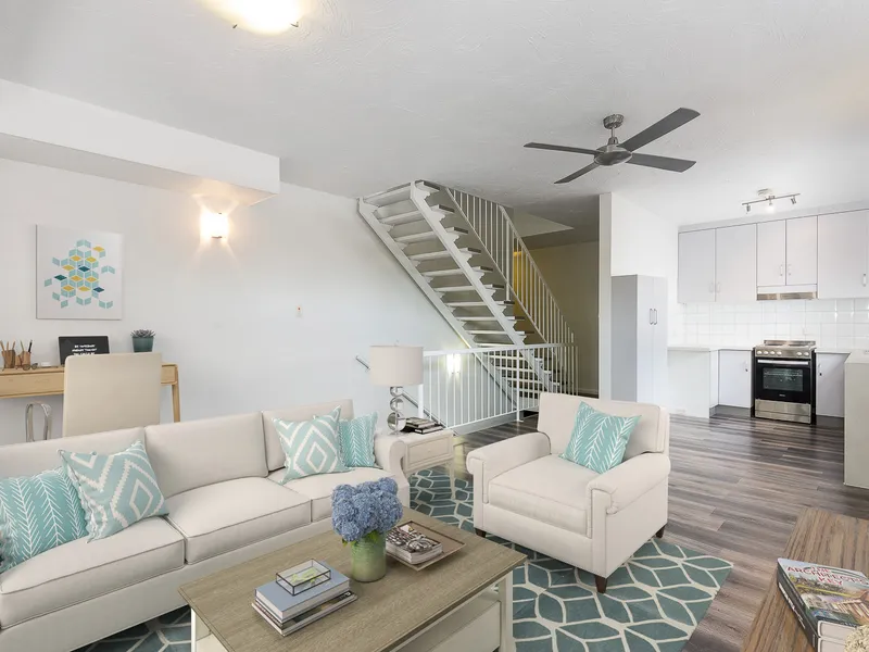 Renovated - City Views - Wine Cellar 