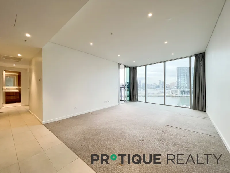 Forge Docklands | Unfurnished 2bedroom 2bathroom with Car sapce | Water View