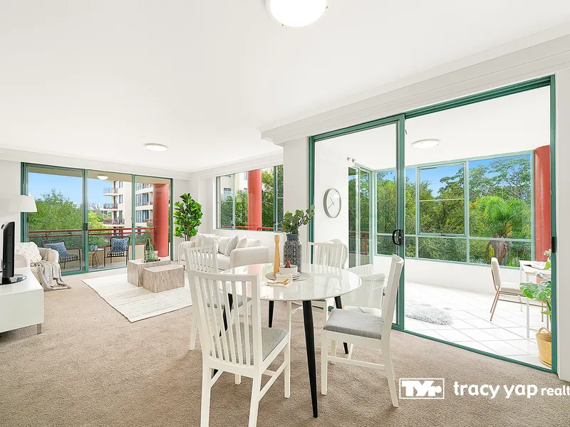 North Facing, Oversized and Double Brick