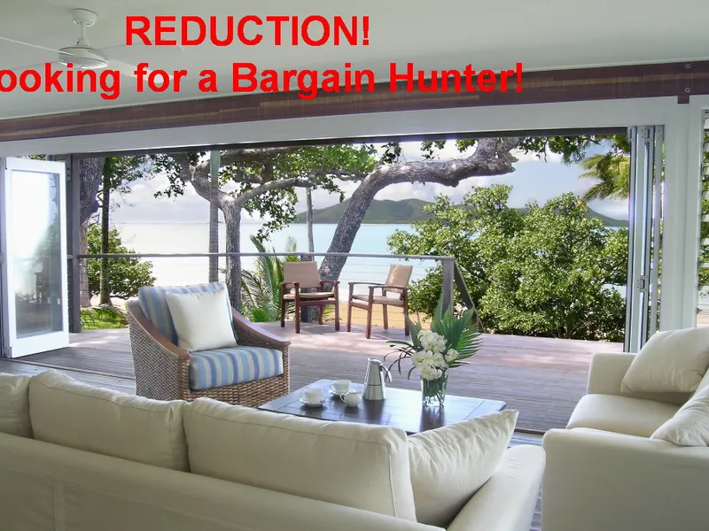 Relaxed Beachfront Charm