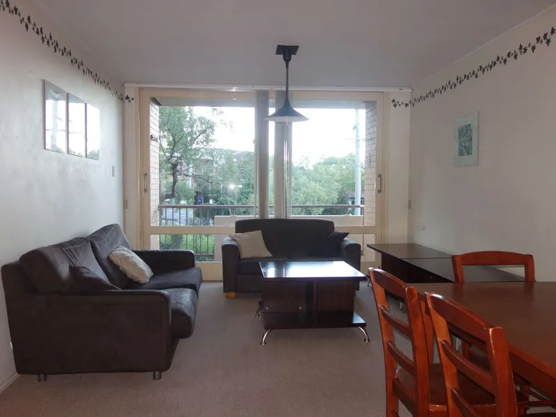 Furnished unit close to University