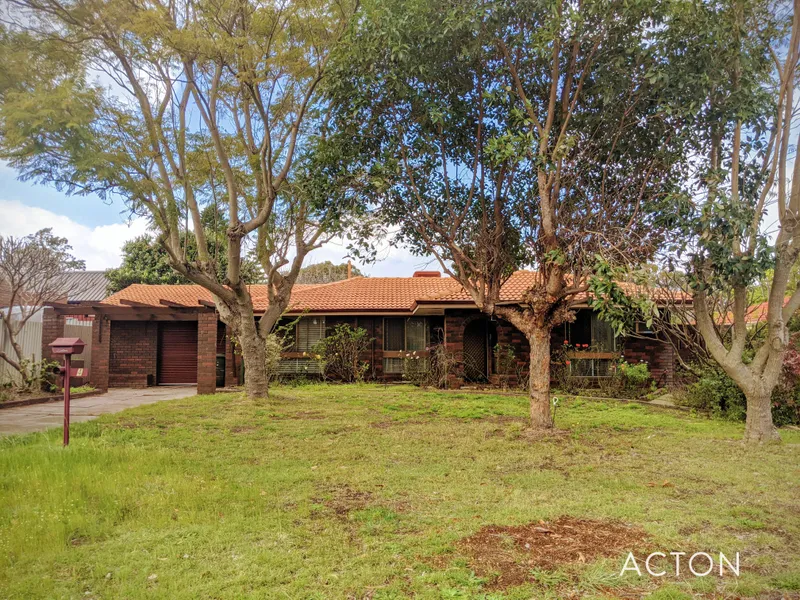 GOLDEN OPPORTUNITY! ESTATE SALE in 