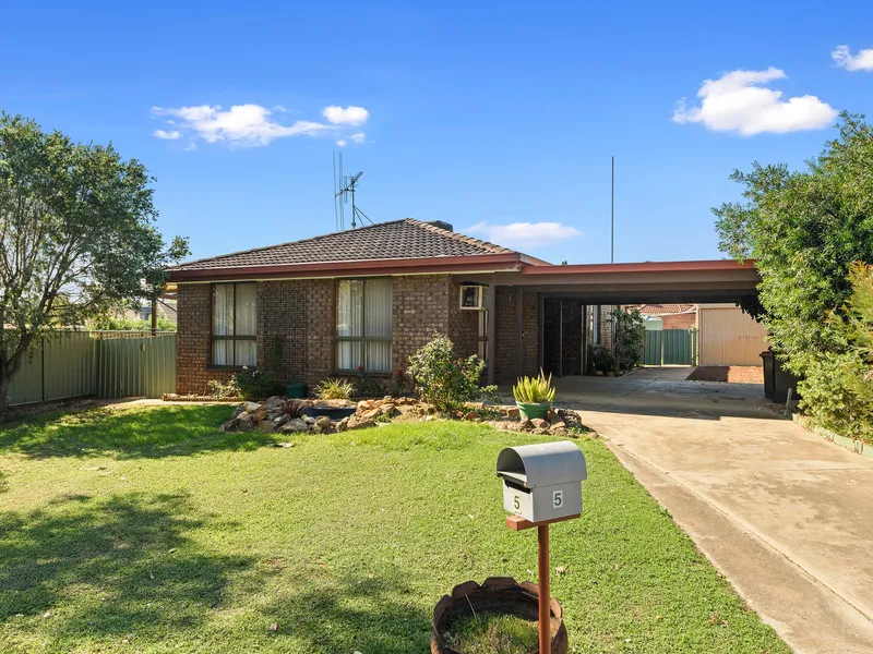 AFFORDABLE BRICK VENEER HOME IN GREAT LOCATION