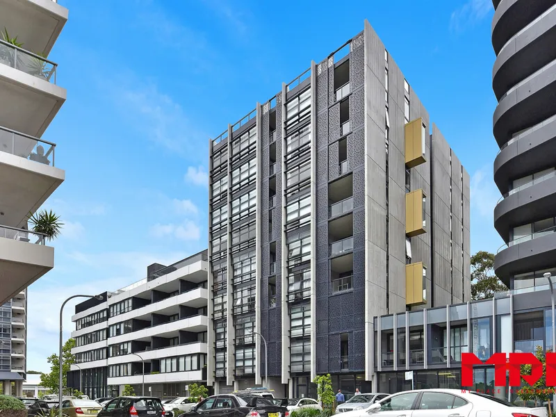 Designer style in the near new complex
