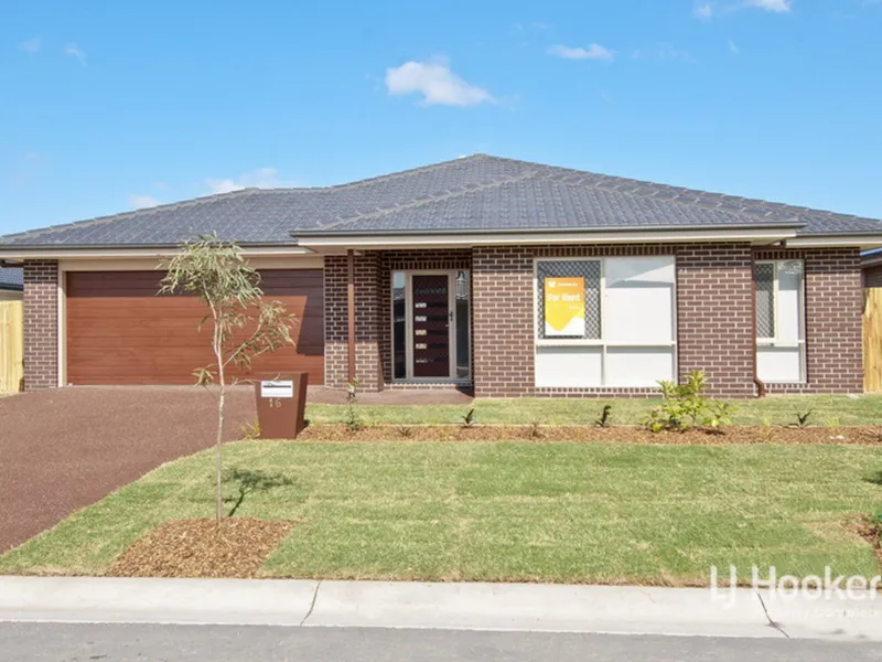 Large & Versatile Family Home - 5 Bedrooms or 4 + Media! - Great Yard Space