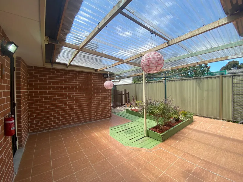 Relaxing Two (2) Bedroom Granny Flat with private courtyards - Riverwood