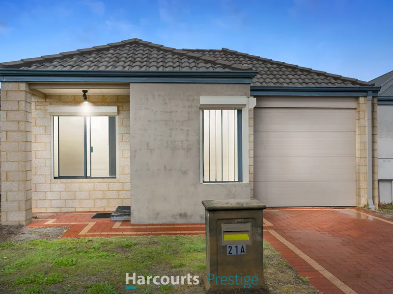 Low Maintenance 3x2 Home - Stone's Throw Away From Amenities!