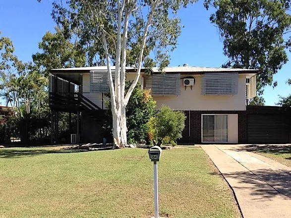 THIS HIGHSET HOME HAS GOT THE LOT!