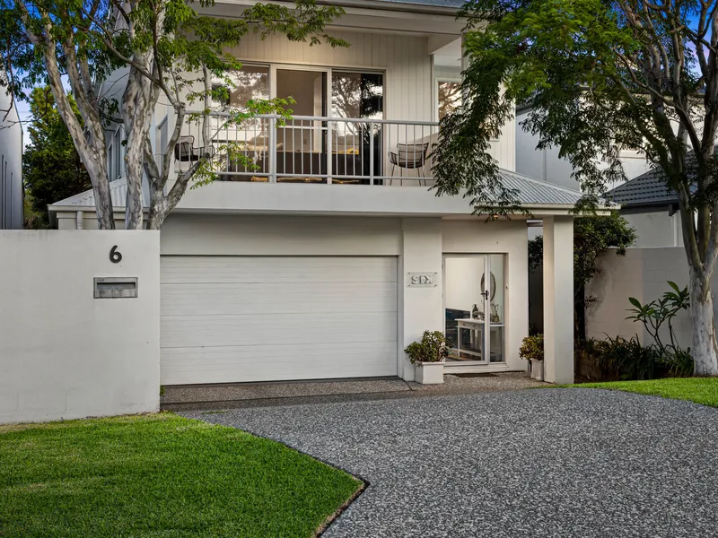 IT'S NOT A HOUSE, IT'S YOUR FOREVER HOME!