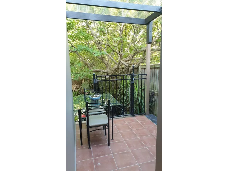 Rent Studio Pets Ok Fully Furnished Ensuite Private Deck Yard Entry Tranquil Leafy Magical Quiet