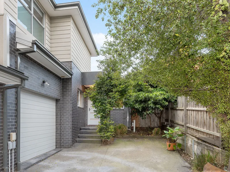 Townhouse Living at its finest!