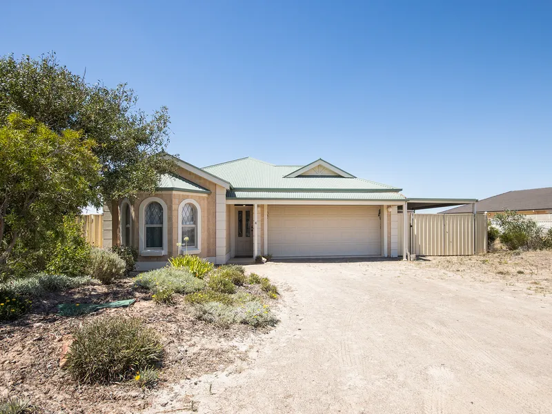 WATERFRONT COPPER COVE MARINA