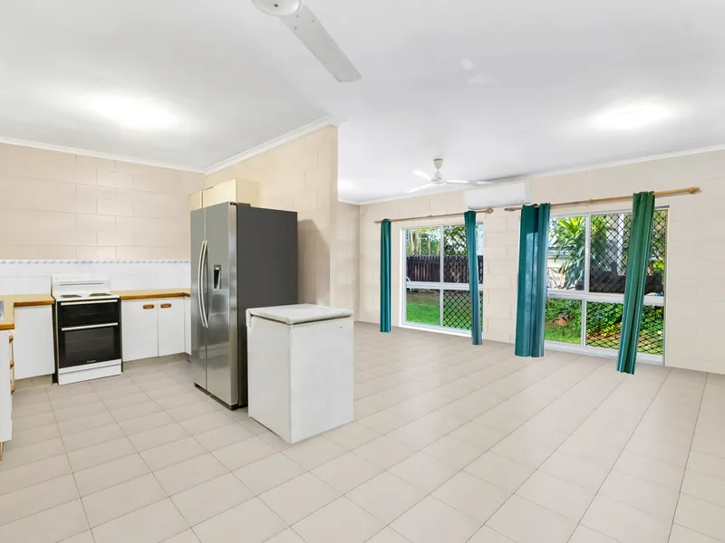 INVESTORS, LOOK....GREAT RENT & LONG-TERM TENANTS