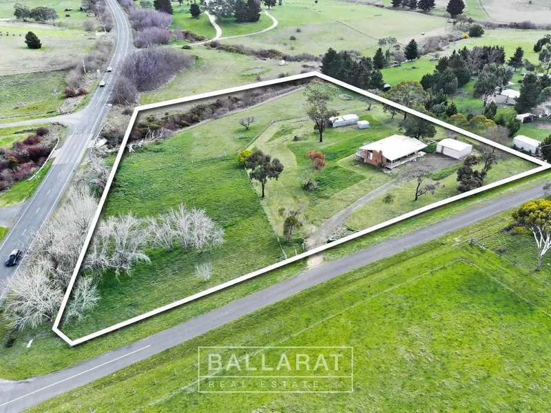 IDEAL CLUNES LOCALE SET ON GENEROUS ALLOTMENT WITH ROOM TO IMPROVE