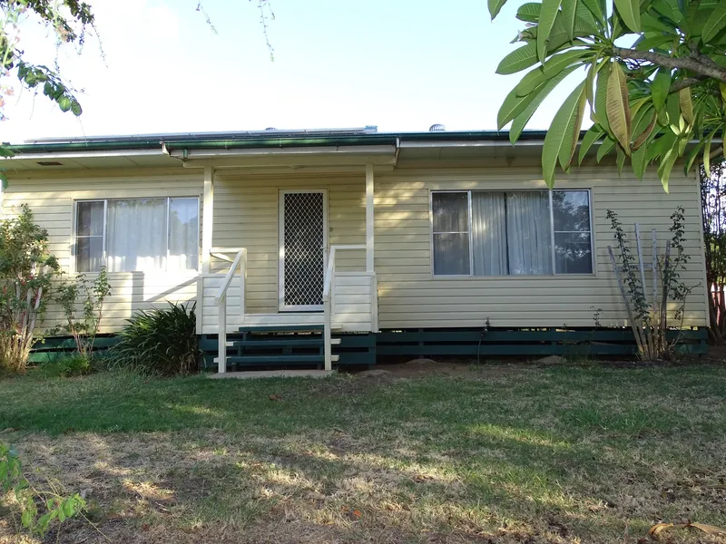 Beautiful Small Cottage - Wonderful country outlook