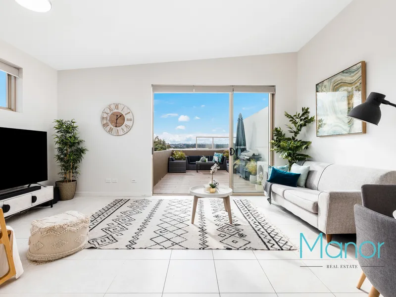 North facing | High ceilings | Prime location