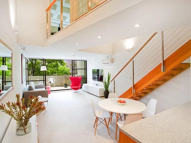 FURNISHED OR UNFURNISHED LOFT STYLE APARTMENT IN THE PRESTIGIOUS 'WHITES BUILDING'