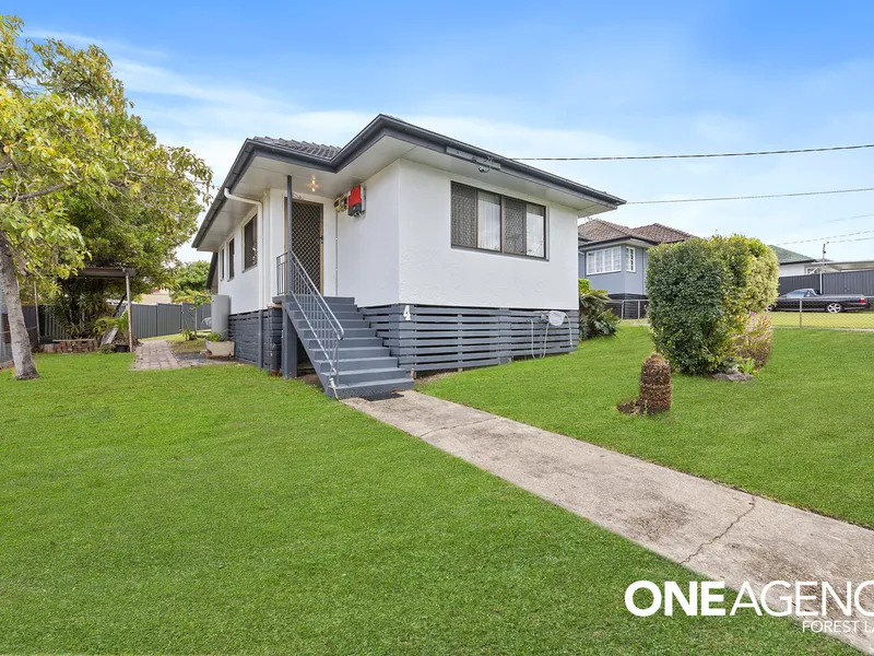 Charming Inala Home with Endless Possibilities! - 4 Rowan St, Inala